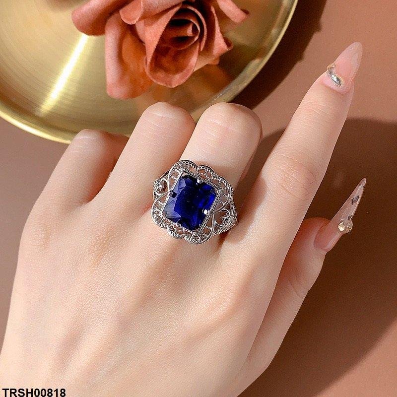 TRSH00818 KYC Round Blue Filigree Cocktail Ring - TRSH